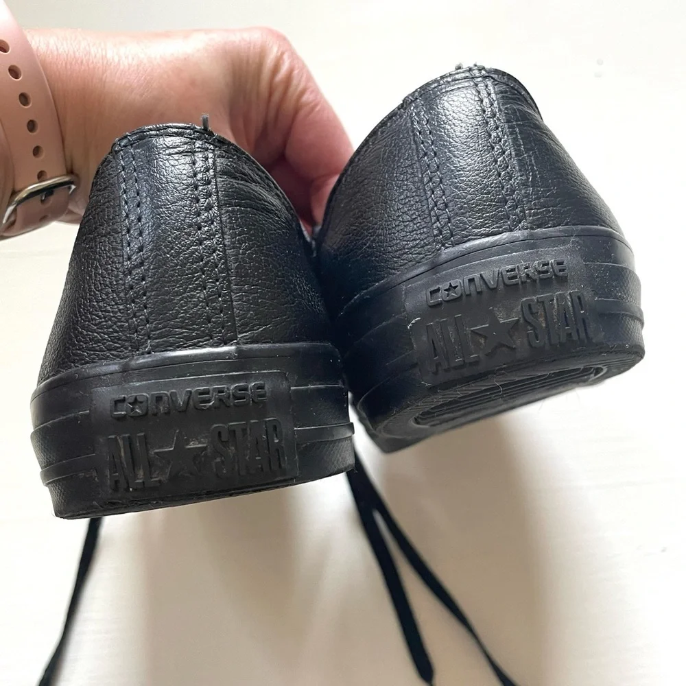 Converse 6.5 Chuck Taylor Allstar Leather Low Top Sneakers Black on black
